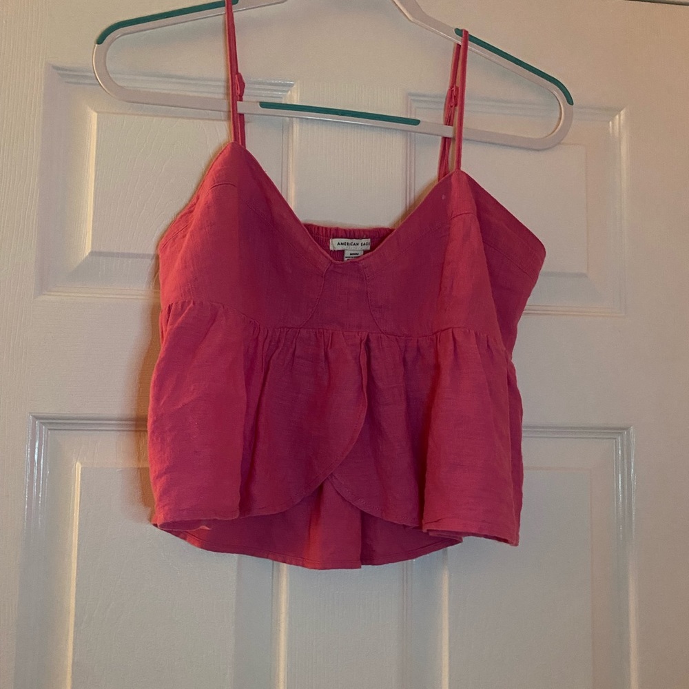 American Eagle pink summer top. Size medium. In great condition.